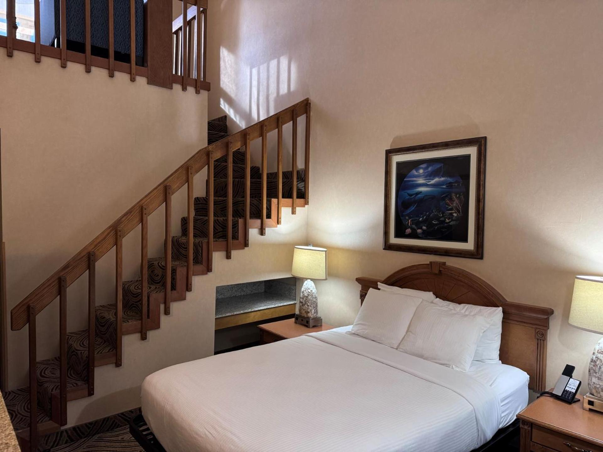 Promenade Inn & Suites Oceanfront Seaside Εξωτερικό φωτογραφία