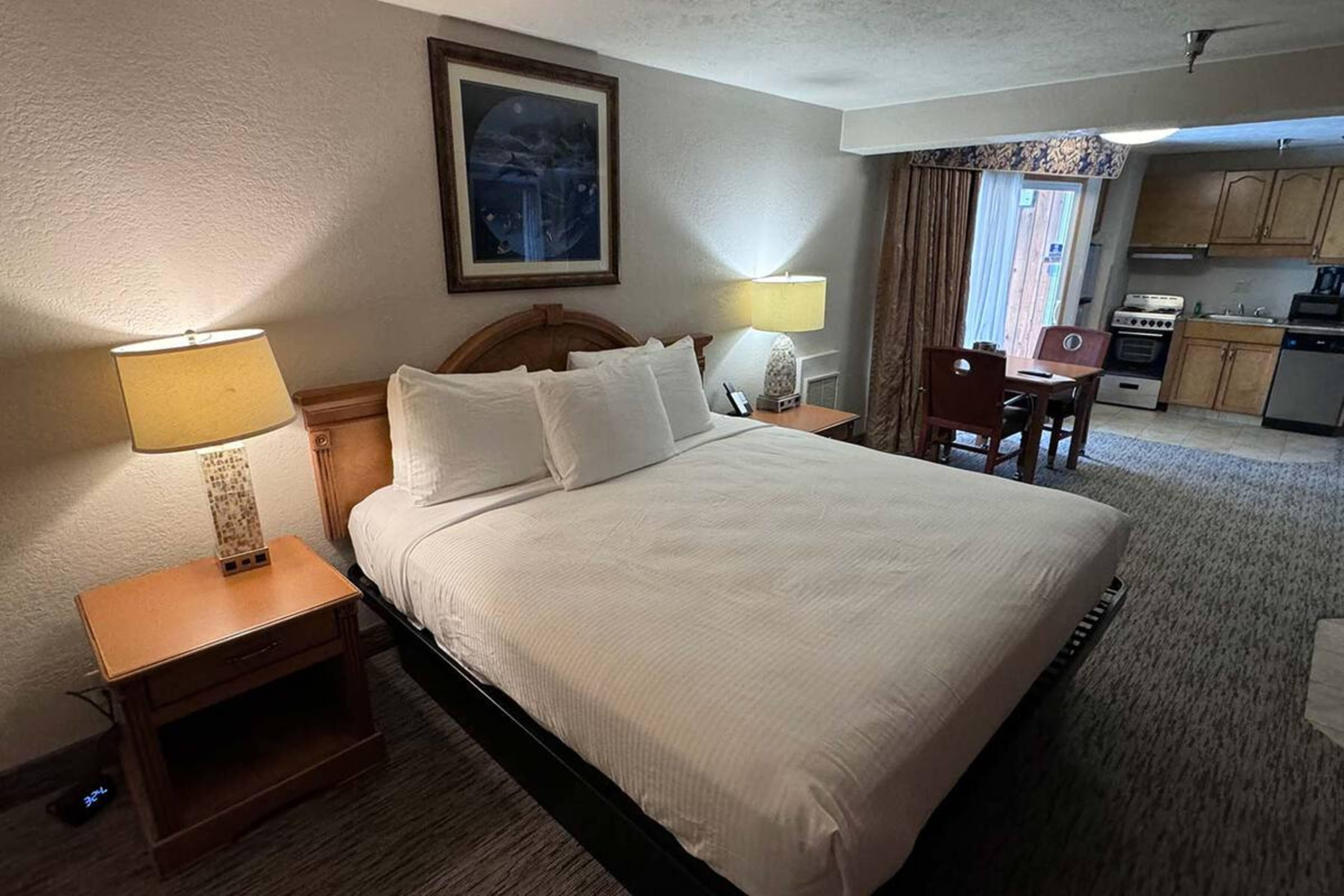 Promenade Inn & Suites Oceanfront Seaside Εξωτερικό φωτογραφία