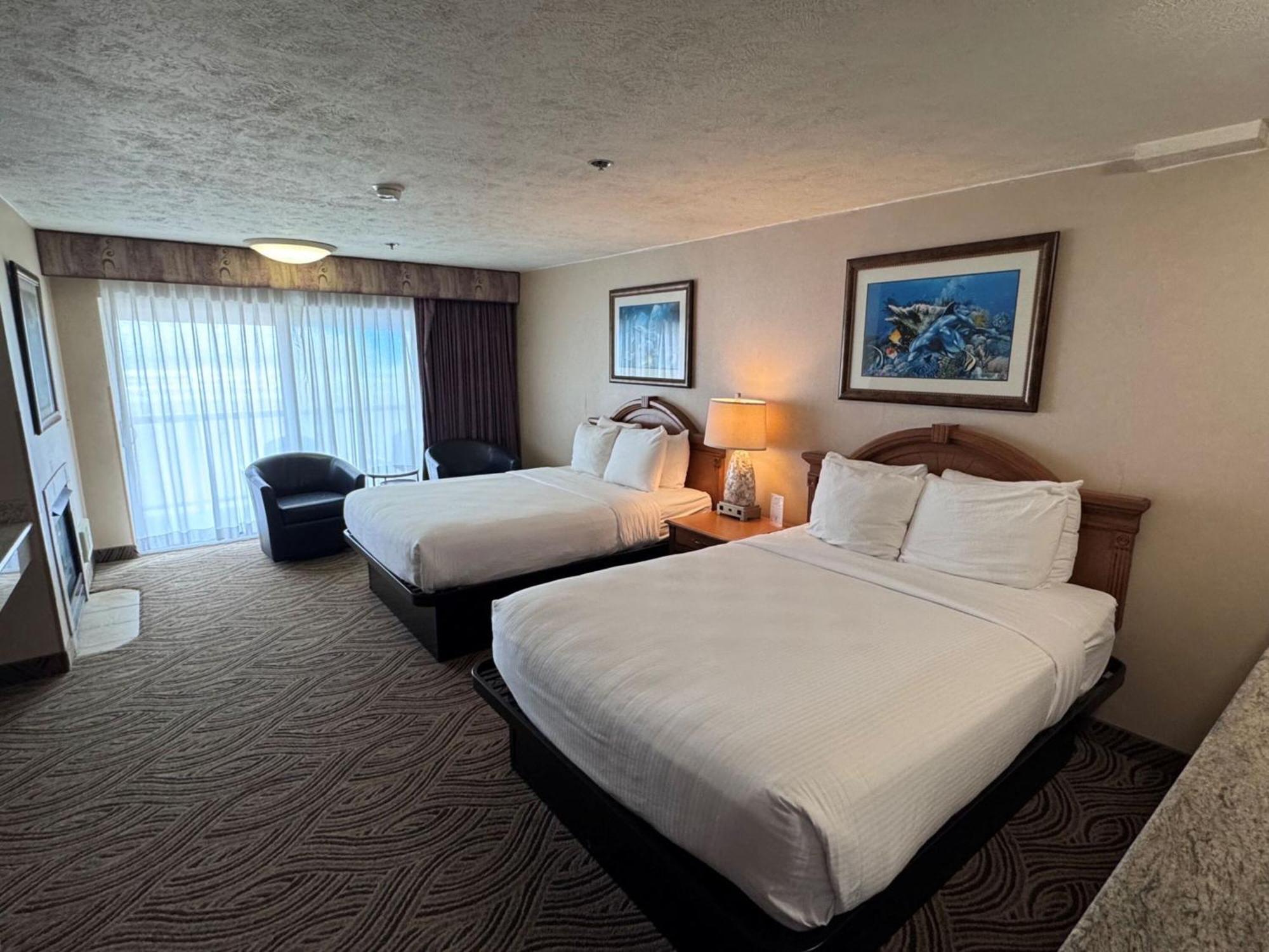 Promenade Inn & Suites Oceanfront Seaside Εξωτερικό φωτογραφία